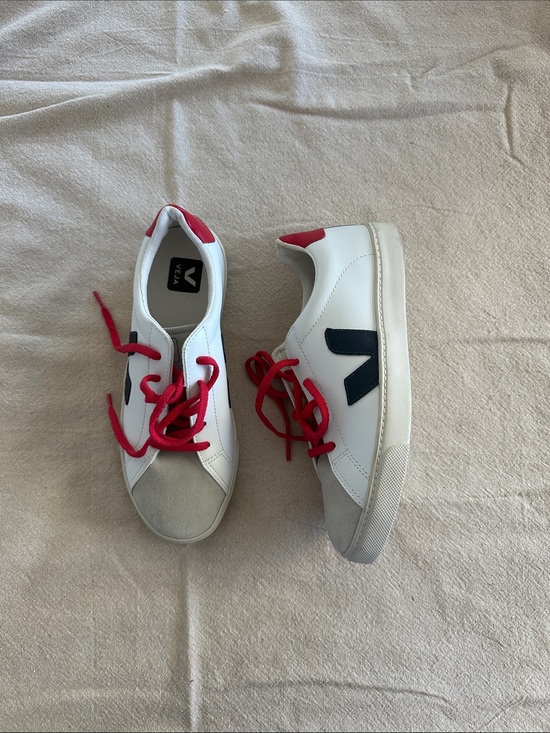 Veja Other - Veja Kids White Sneakers with Red Laces and Euro 38